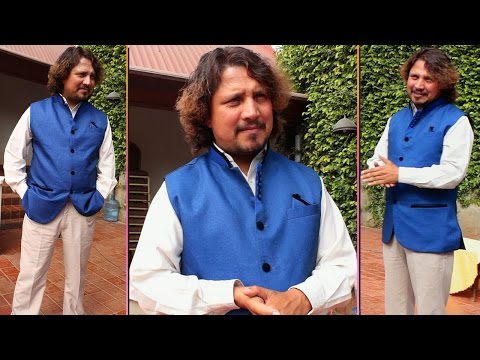 Modi Ko Poshak Ma Dipak